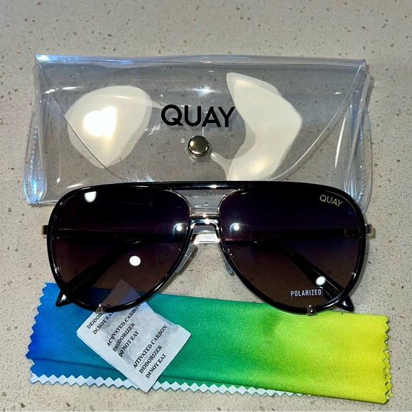 Quay Australia Accessories - Quay Black & Gold Polarized Sunglasses NEW